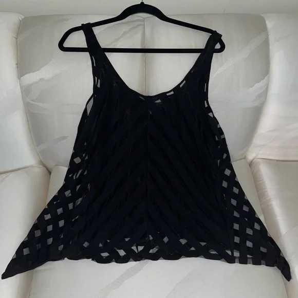 BUFFALO David Bitton Shark Bite tank w/Sheer Stripes - Picture 4 of 5